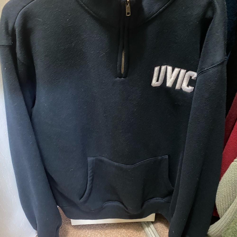 Men's Navy Sweater